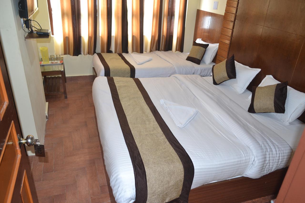 Hotel Madhawi Гангток Екстериор снимка